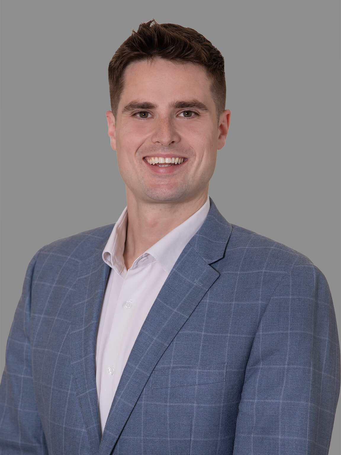 Team FrostPoint Capital Headshot Sweeny 1152x1536 